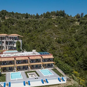 Koumaros Agia Paraskevi (Kassandra)